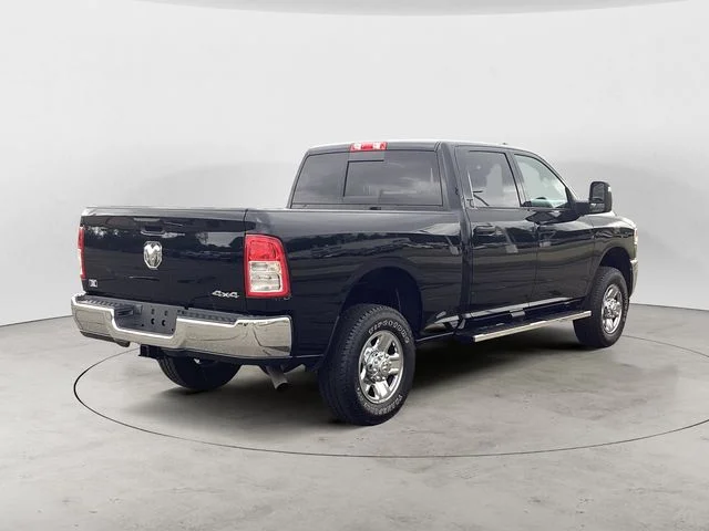 Certified Used 2024 Diamond Black Ram Tradesman image 5