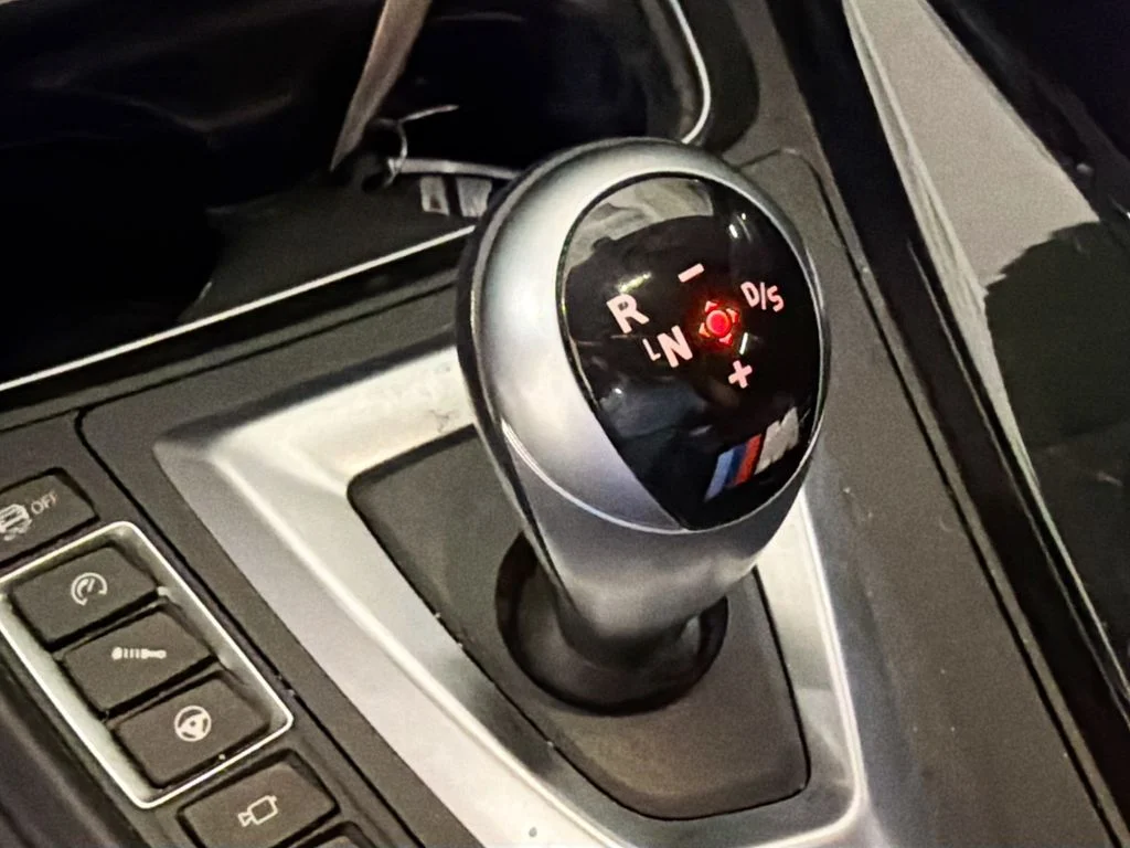 Used 2018 Orange BMW Base image 18