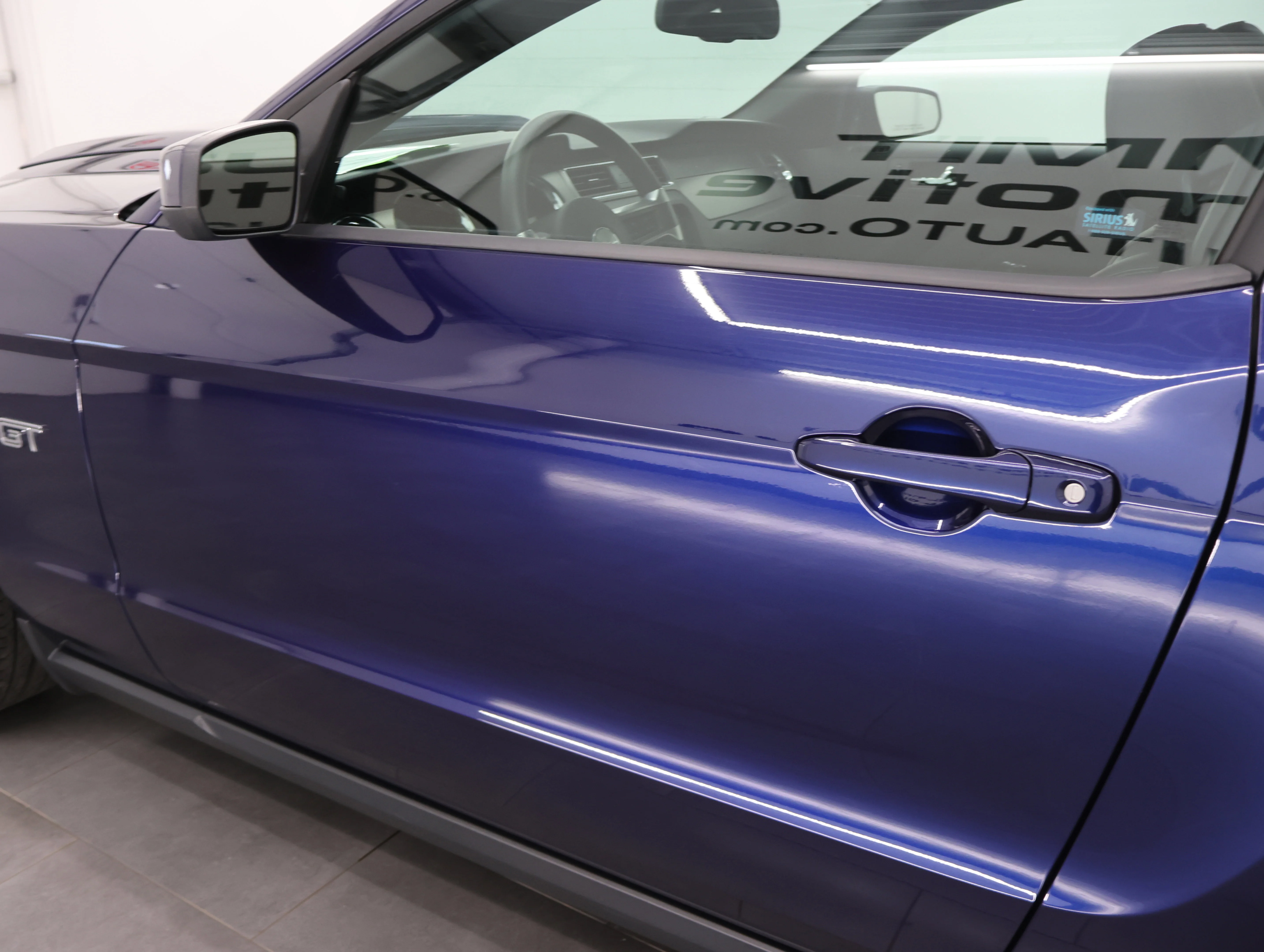 Used 2010 Kona Blue Metallic Ford GT Premium image 31
