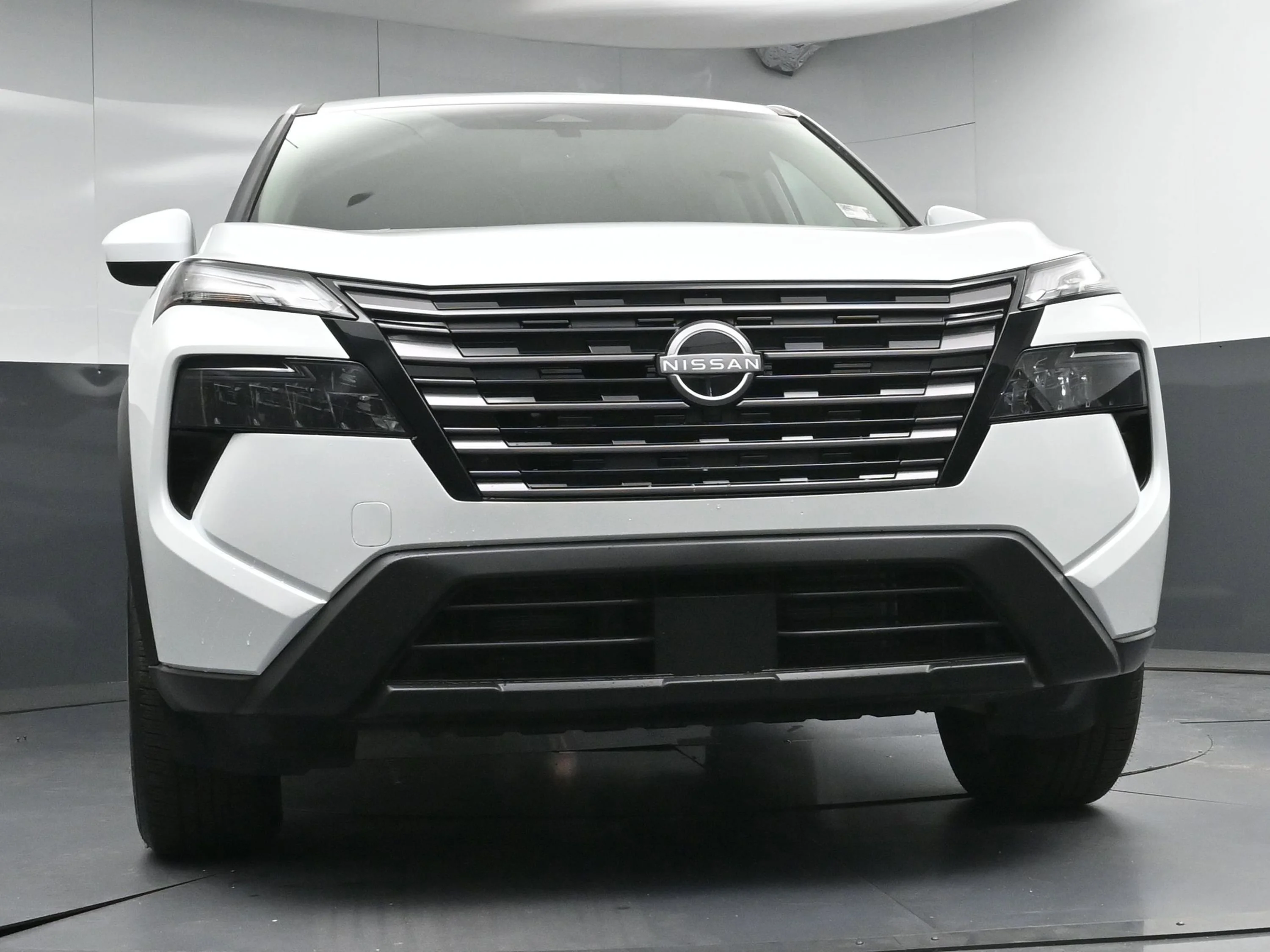 New 2026 Everest White Pearl TriCoat Nissan SV image 22