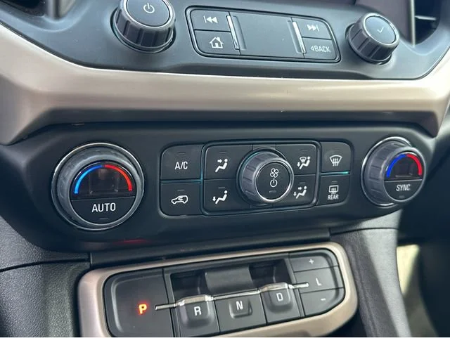 2023 GMC Acadia Denali - Photo 26