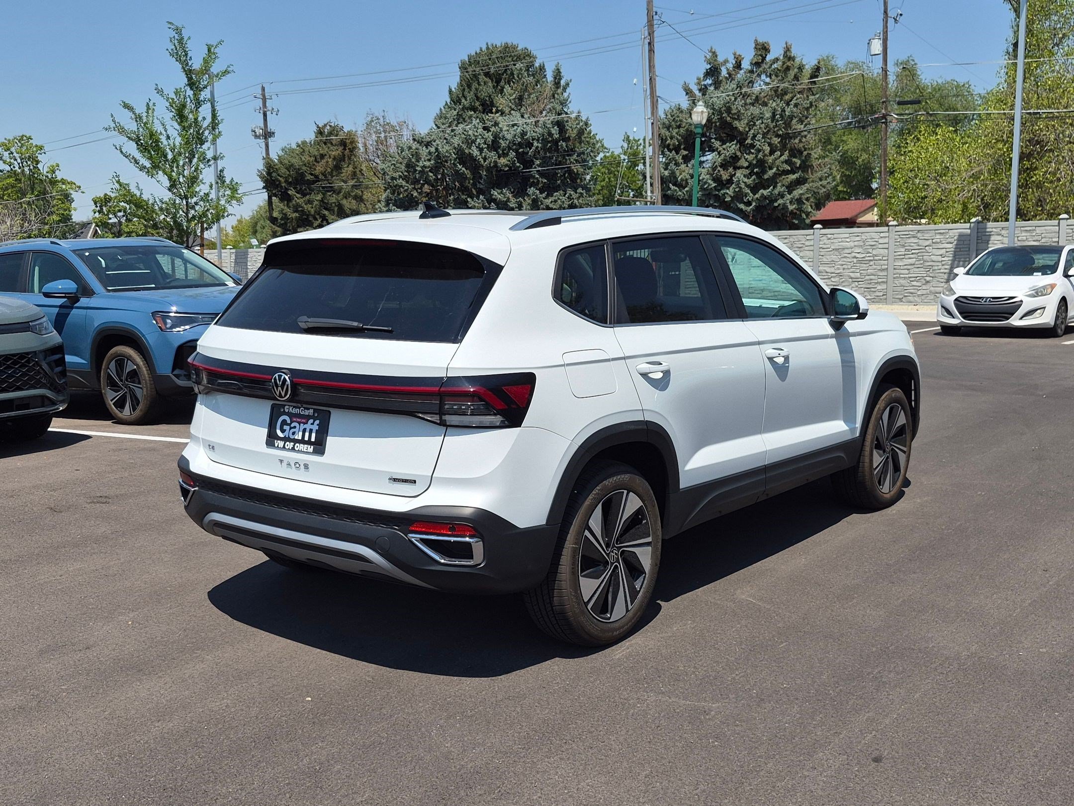 New 2026 Pure White Volkswagen SE image 3