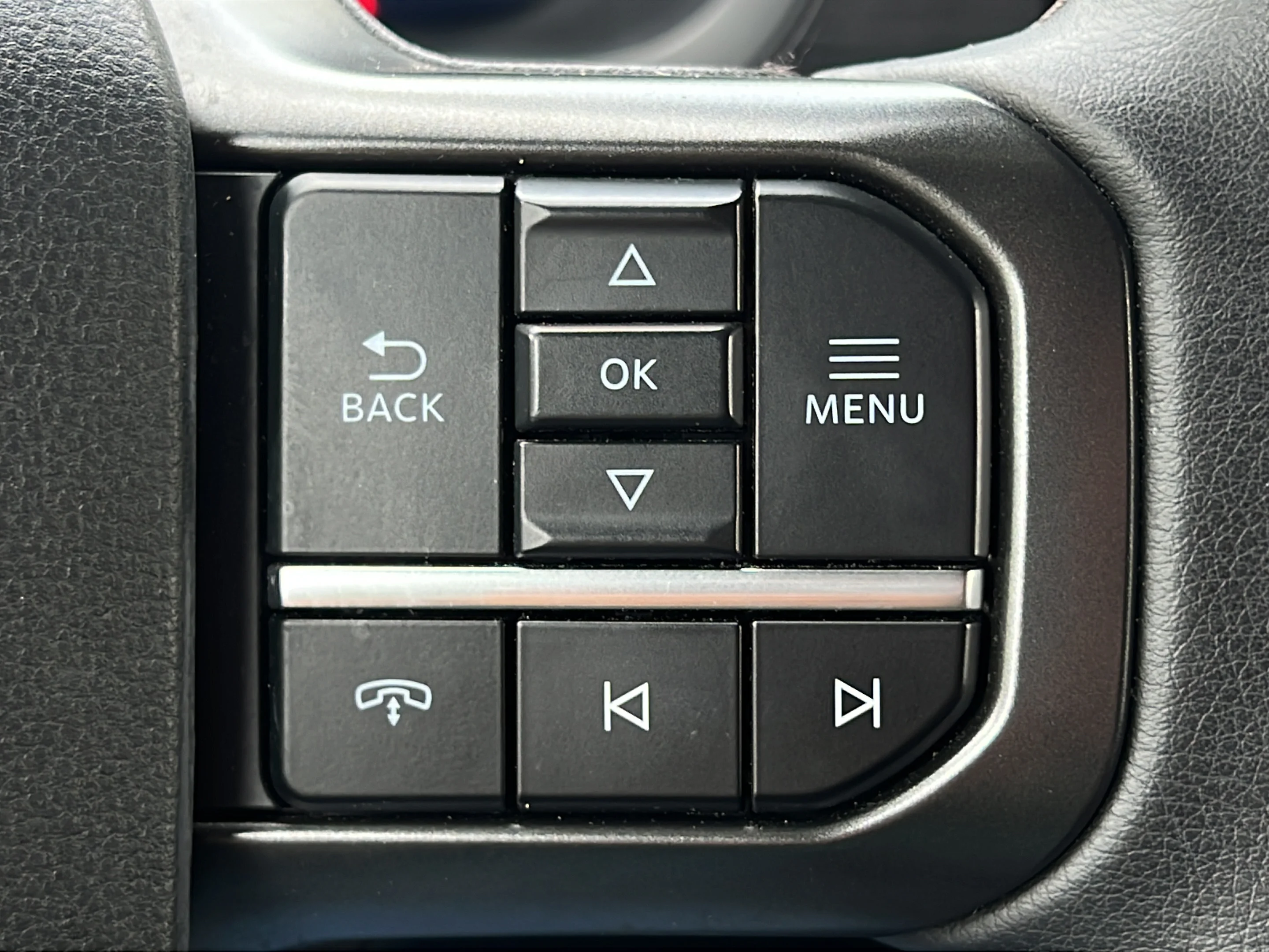 Used 2024 Agate Black Metallic Ford XLT image 22