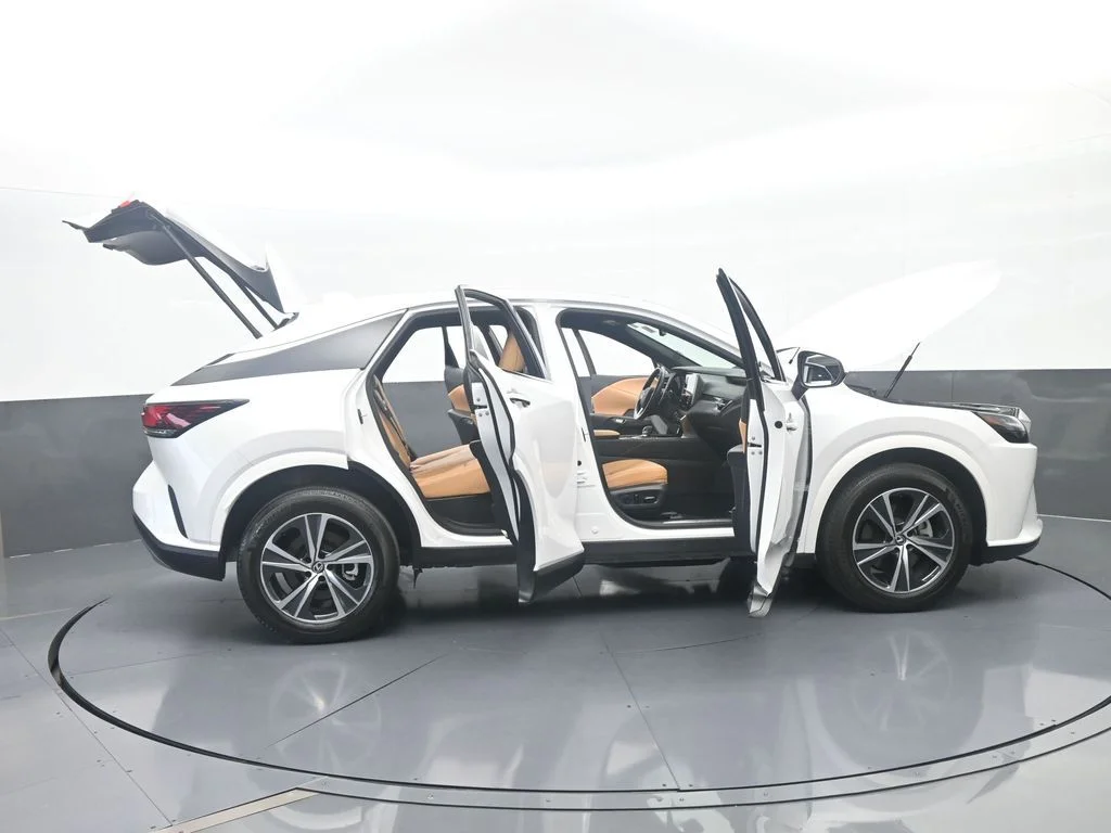 Used 2025 White Pearl Lexus 350 image 72