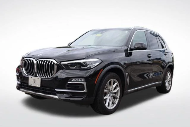 Used 2020 Black BMW xDrive40i image 5