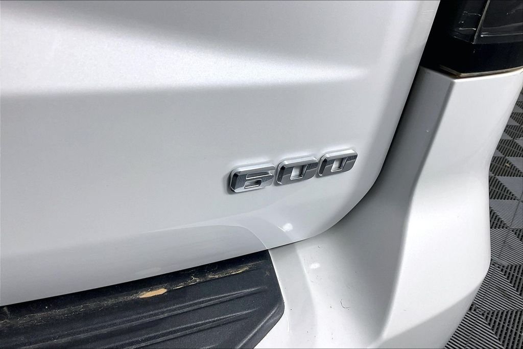 Used 2023 White Cadillac Premium Luxury image 22