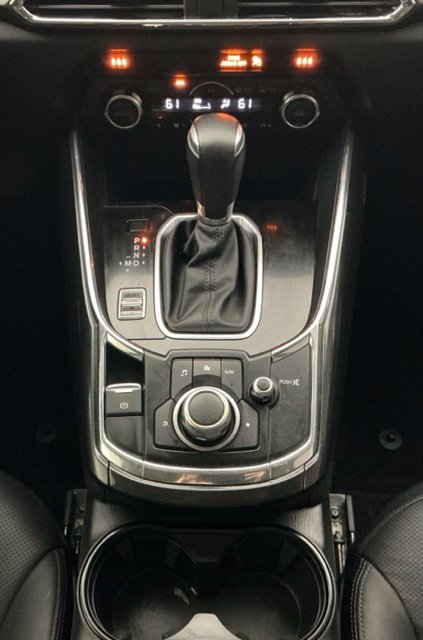 Used 2018 White Mazda Touring image 23