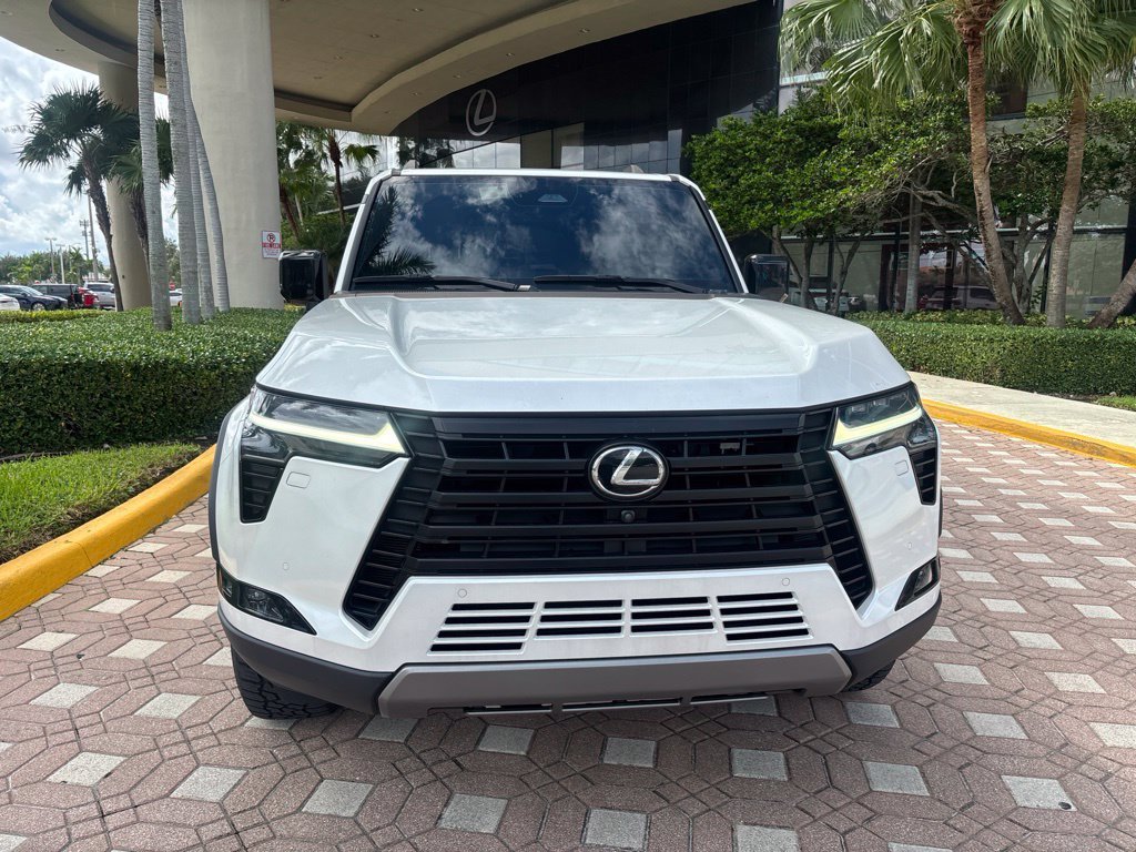 Certified Used 2024 White Lexus 550 Overtrail image 4