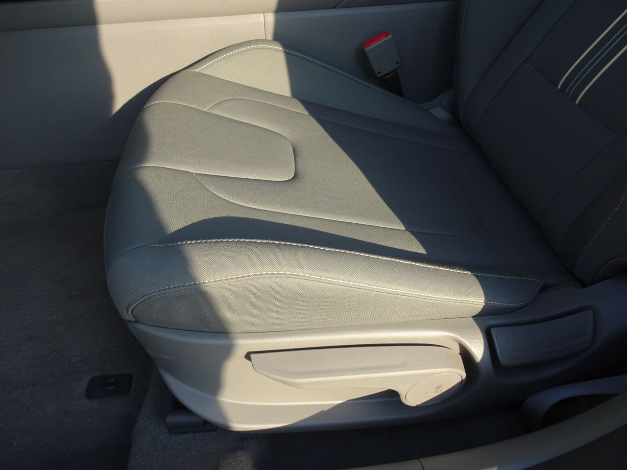 New 2026 Gray Hyundai SEL Sport image 9