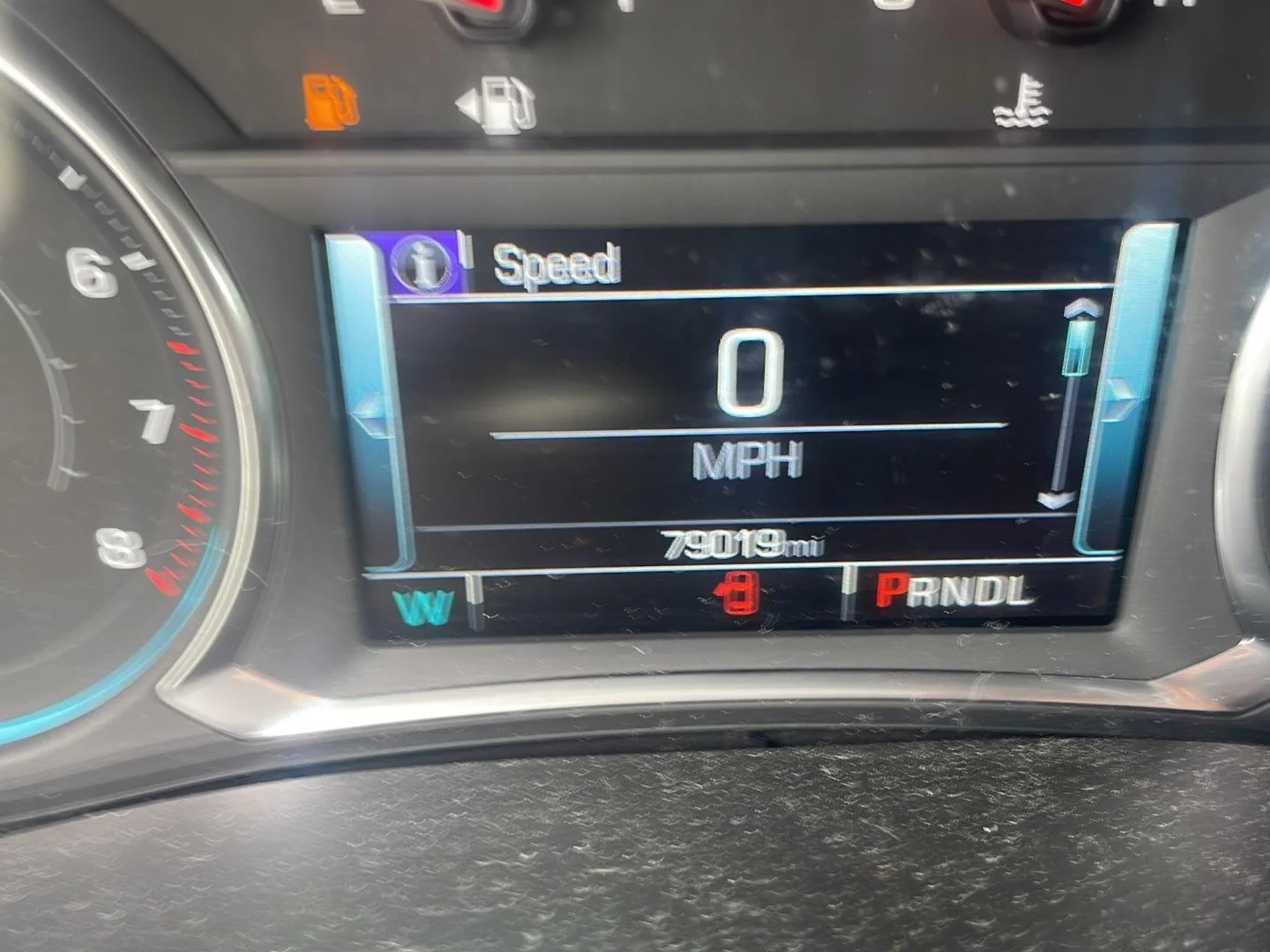 Used 2018 Iridescent Pearl Tricoat Chevrolet Premier image 2