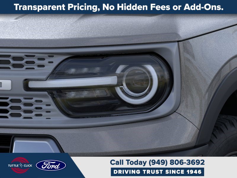 New 2025 Carbonized Gray Metallic Ford Badlands image 18