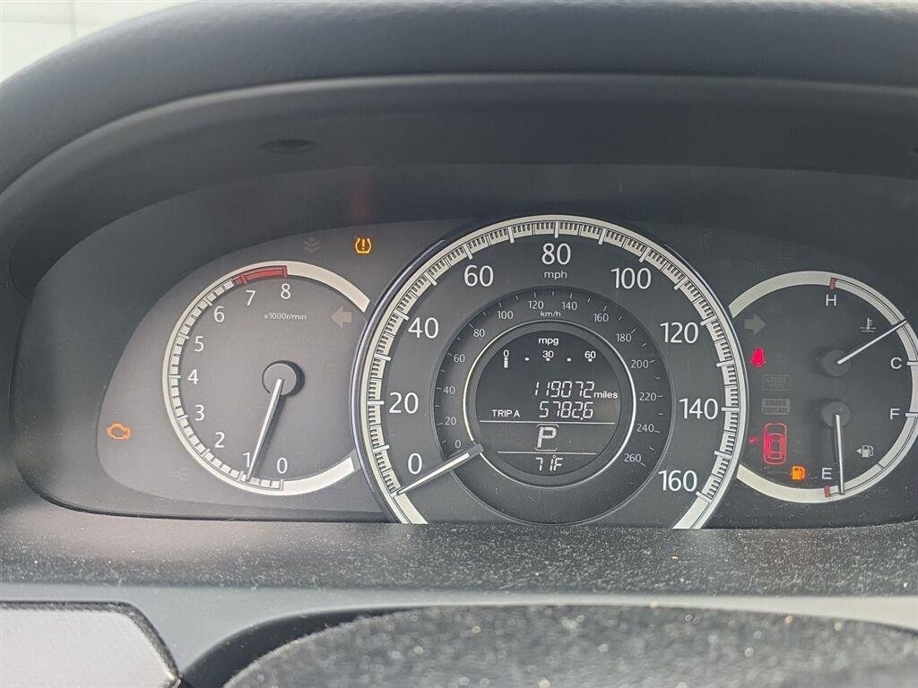Used 2014  Honda LX image 1