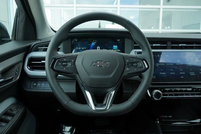 New 2027 Mosaic Black Metallic Chevrolet RS image 15