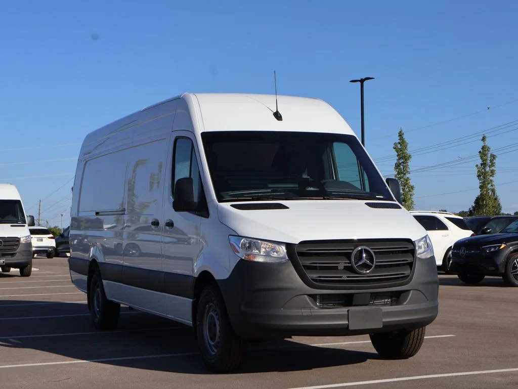 New 2026 White Mercedes-Benz Cargo 170 WB image 3