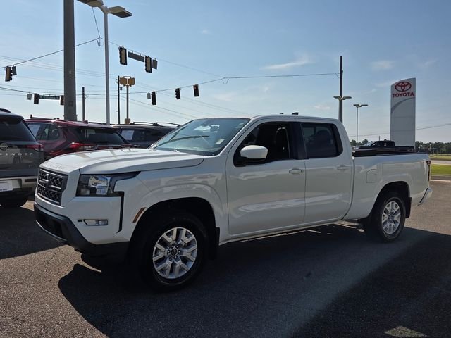 Used 2024 White Nissan SV image 3