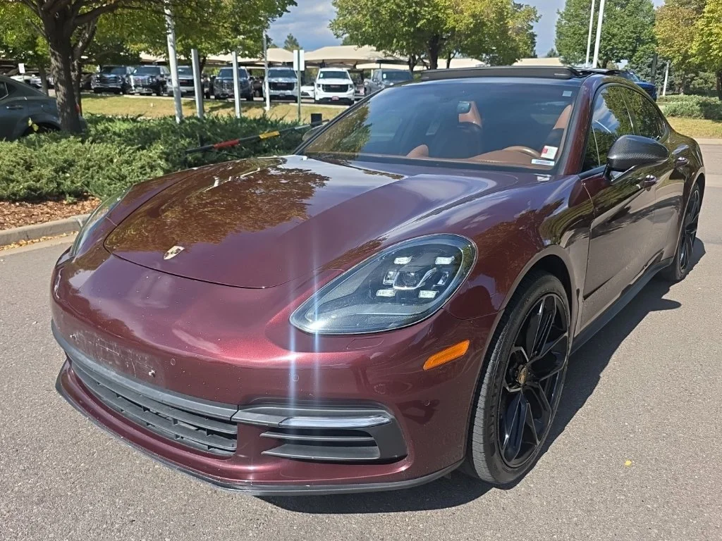 Used 2018  Porsche  image 14