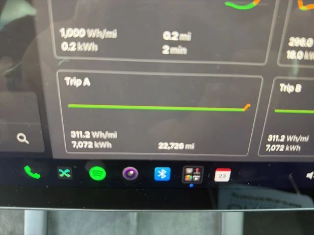 Used 2023  Tesla Long Range image 12