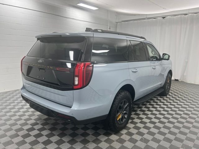 Used 2025 Gray Ford Tremor image 5