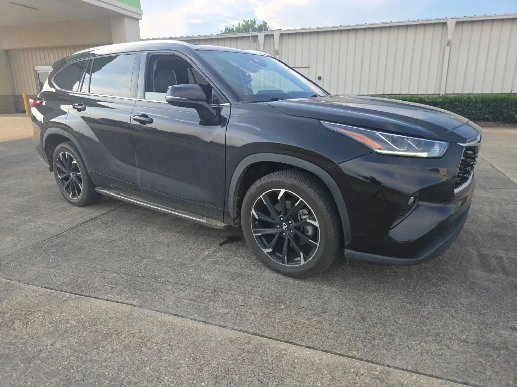 Certified Used 2021 Brown Toyota Limited image 11