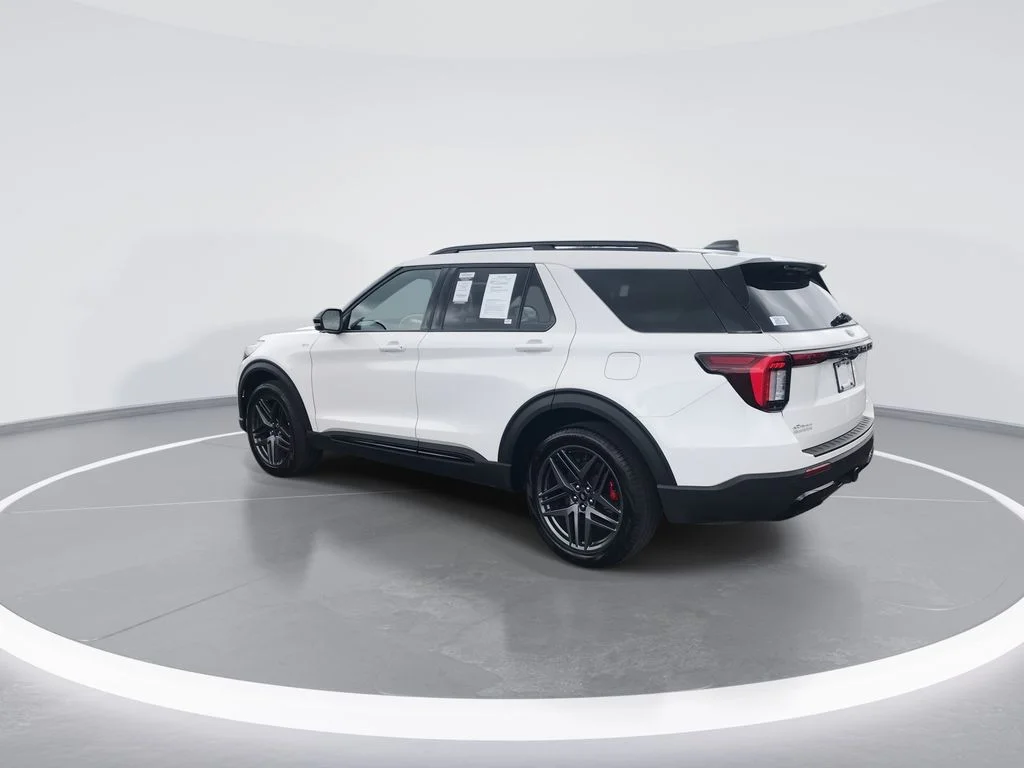 Used 2025 White Ford ST-Line image 6