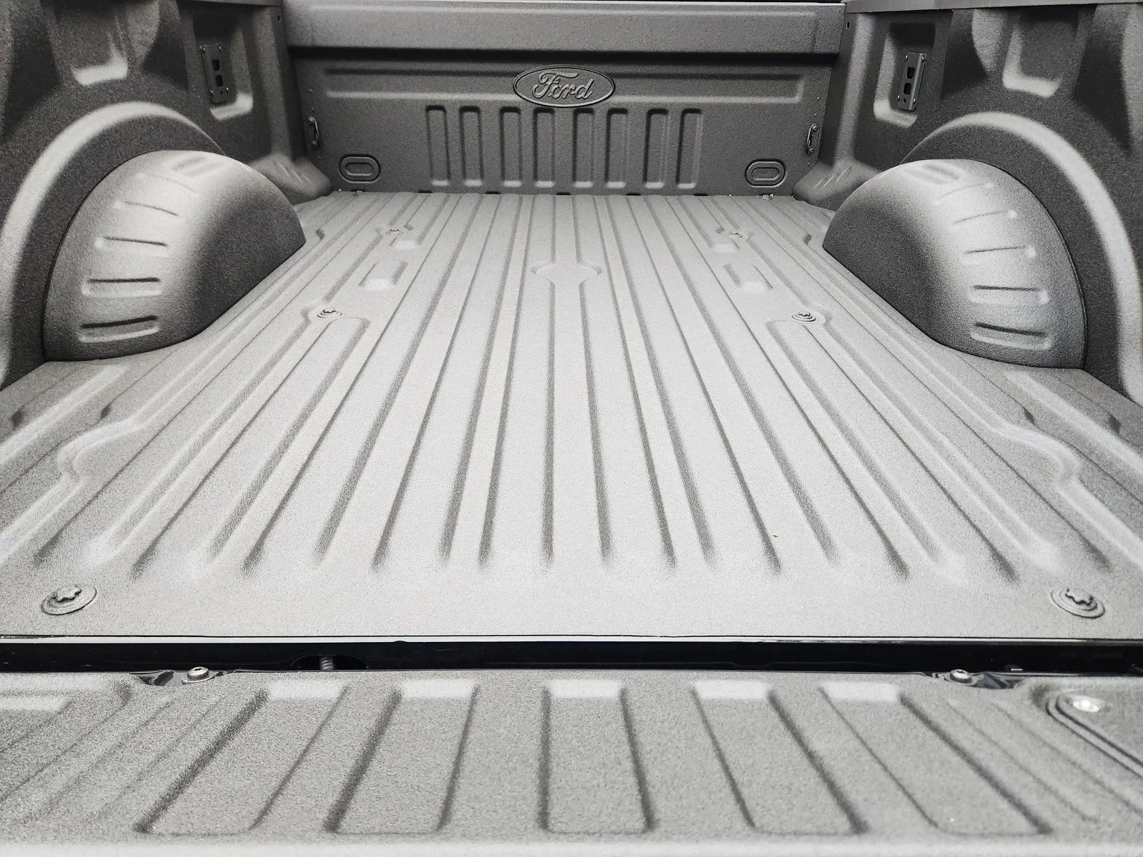 New 2026 Agate Black Metallic Ford F-250® Lariat® image 23