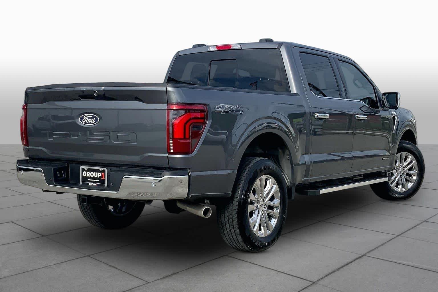 Used 2026 Carbonized Gray Metallic Ford LARIAT image 13