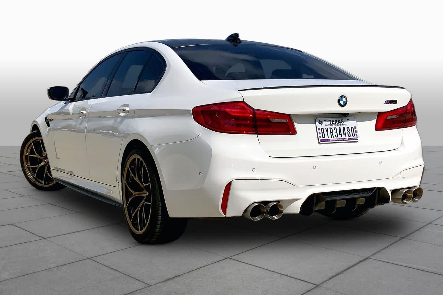 Used 2018 Alpine White BMW  image 12