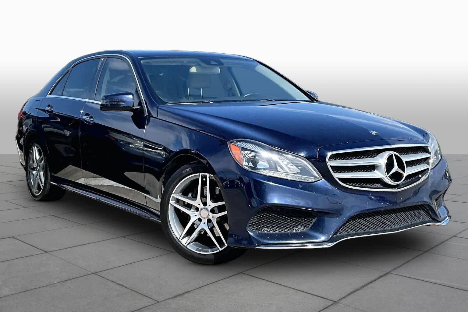 Used 2015 Lunar Blue Metallic Mercedes-Benz E 350 Sport image 3