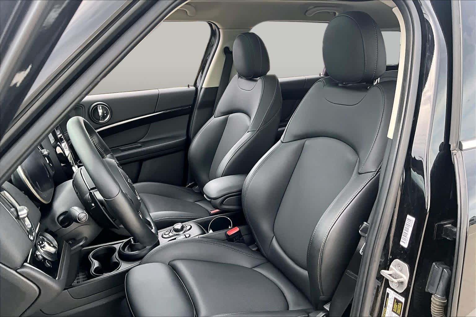 Used 2022 Midnight Black Metallic MINI Cooper S image 7