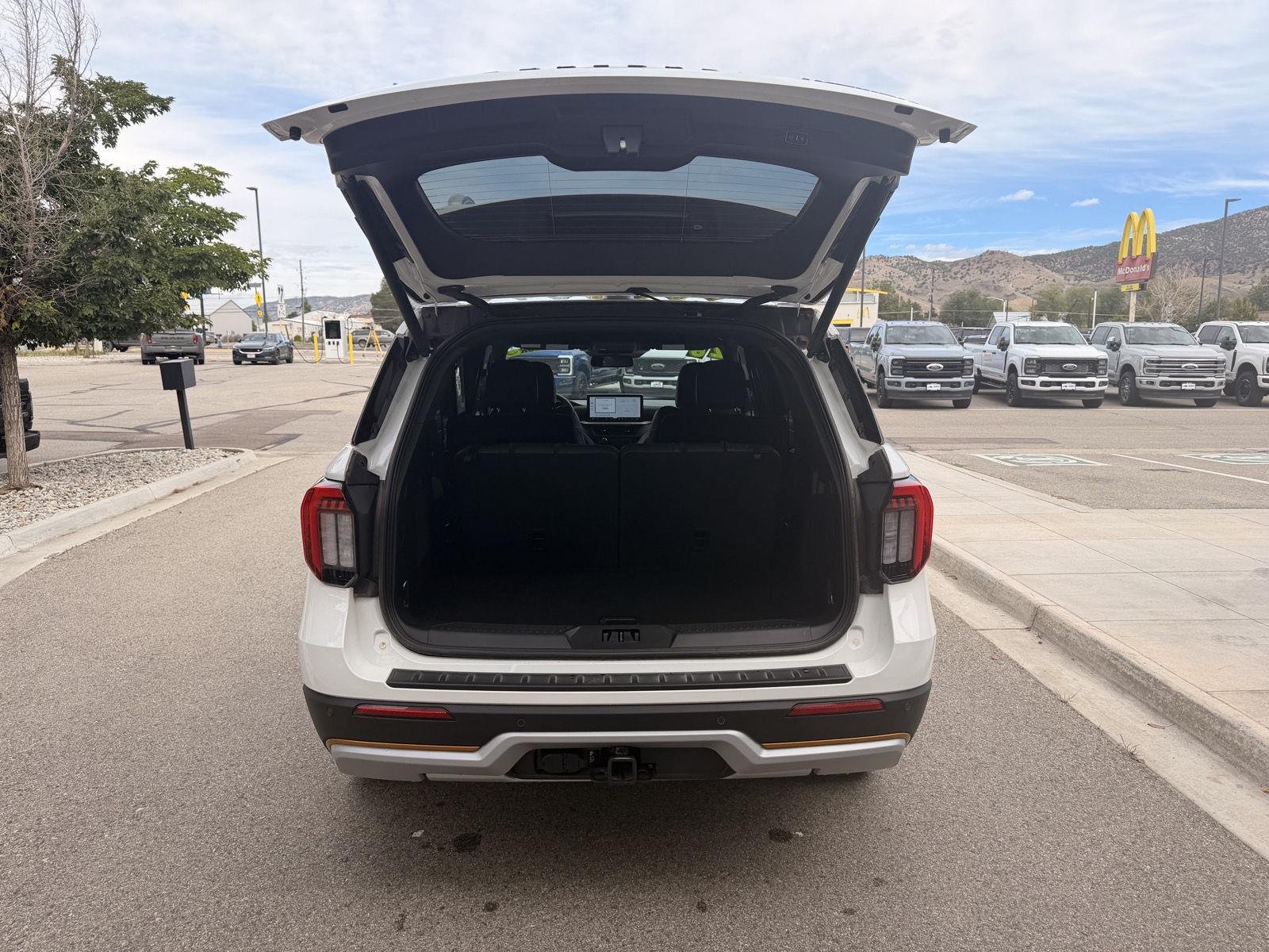 Used 2026 Star White Ford Tremor image 4