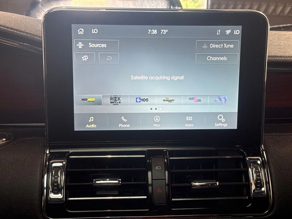 Used 2021 Infinite Black Lincoln Reserve image 20