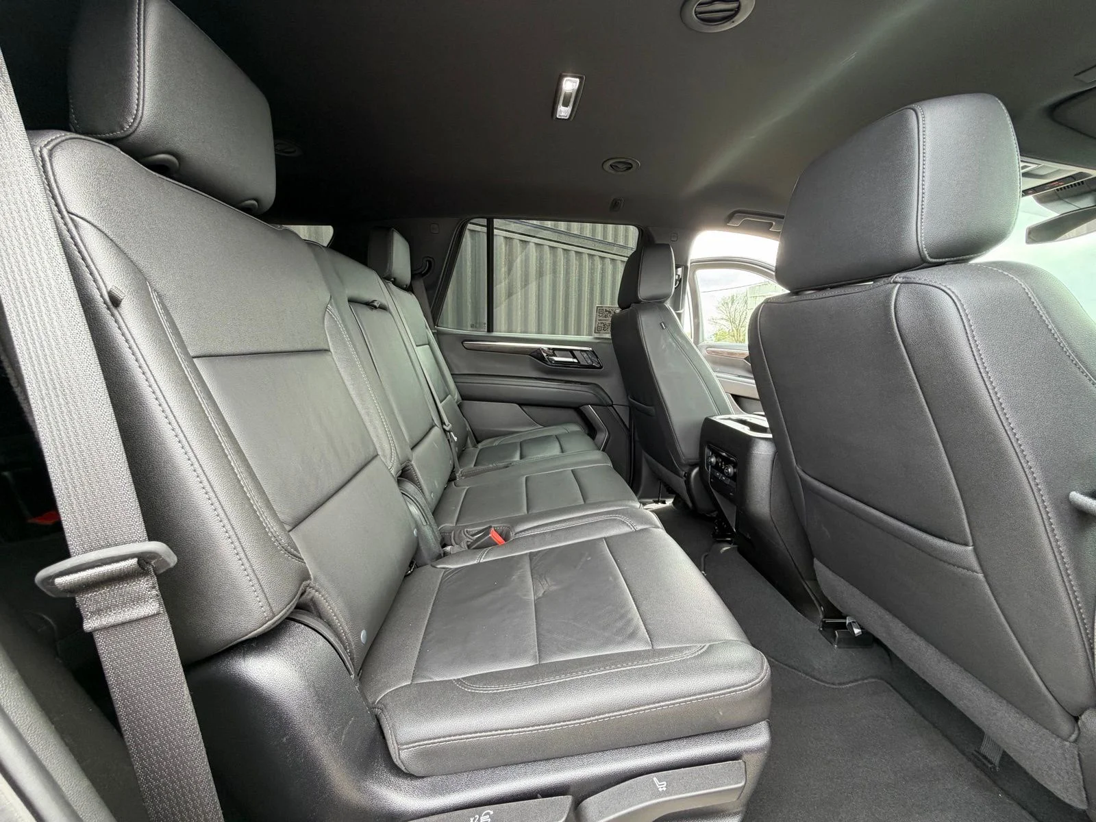 Used 2025 White Chevrolet LT image 32