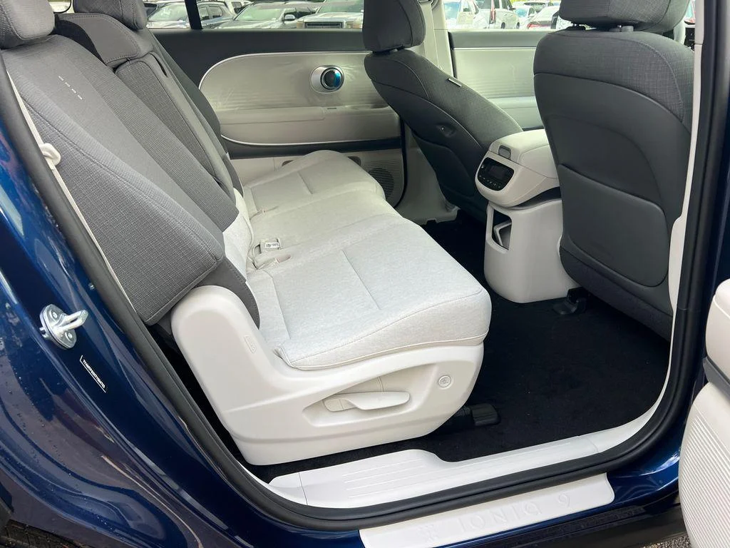 2026 Hyundai IONIQ 9 SE - Photo 15