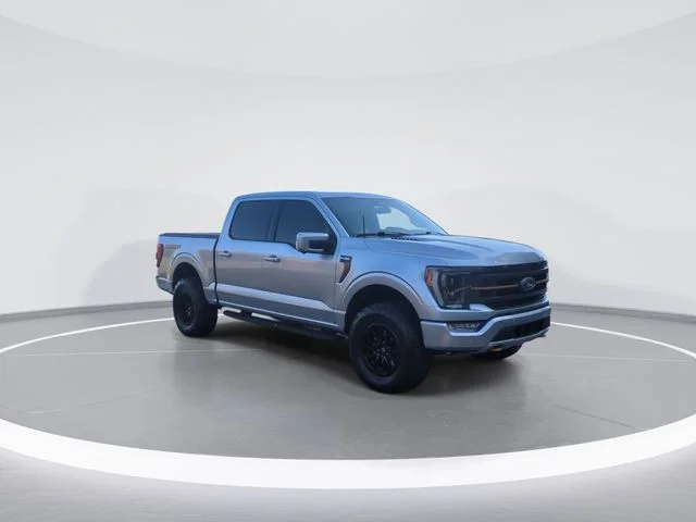 Used 2023 Silver Ford Tremor image 2