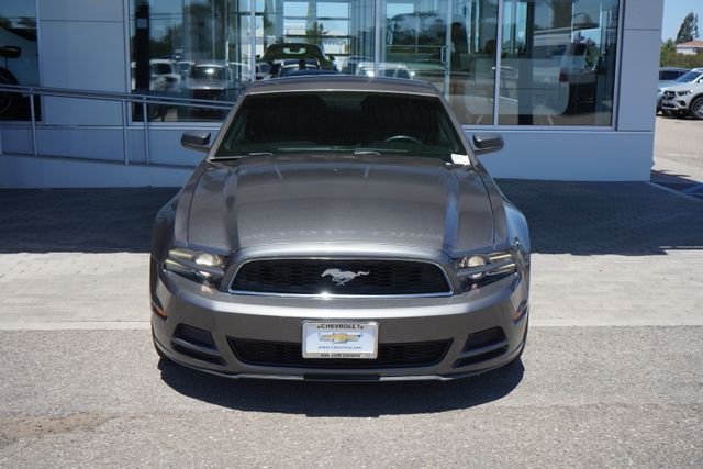 Used 2014 Gray Ford V6 image 3