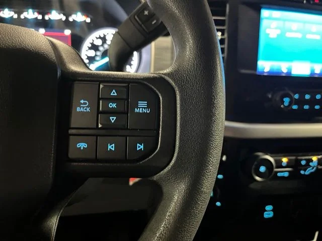 Used 2023 Silver Ford XLT image 23