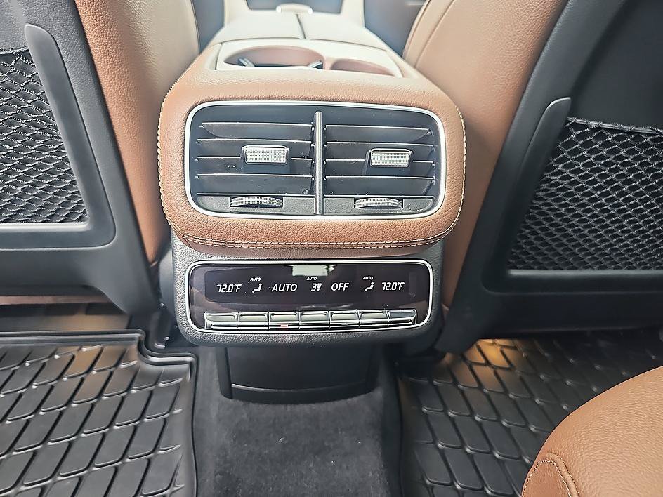 Used 2026 Selenite Gray Metallic Mercedes-Benz GLS 450 image 30