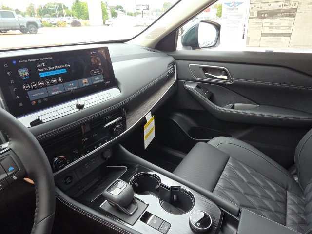 New 2026 Obsidian Nissan Platinum image 27