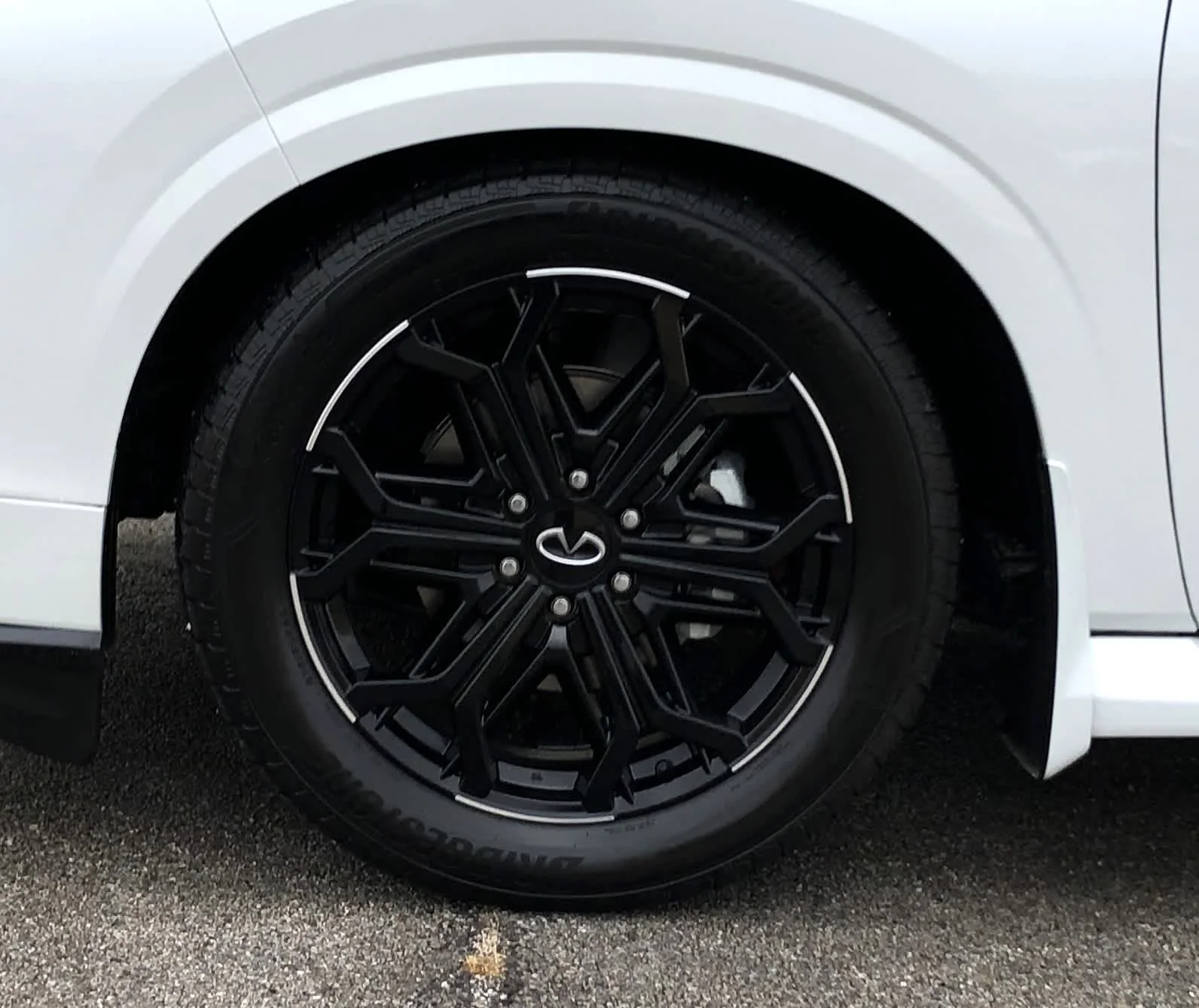 New 2026 RADIANT WHITE INFINITI Sport 4WD image 11