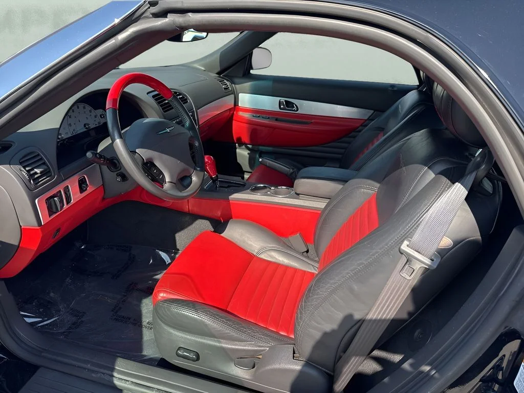 Used 2002 Black Ford Base image 9