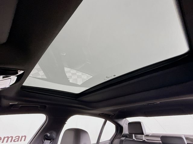 Used 2026 Black Sapphire Metallic BMW 530i xDrive image 23