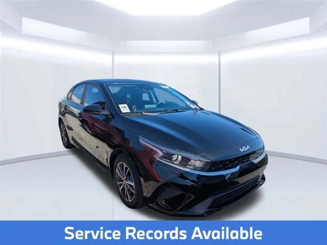 Used 2024 Black Kia LXS image 5