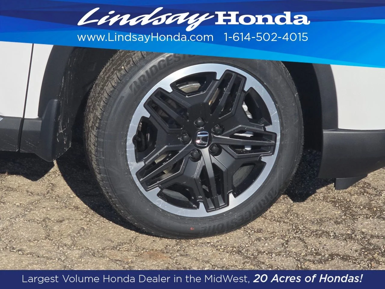 New 2026 Platinum White Pearl Honda Touring image 15