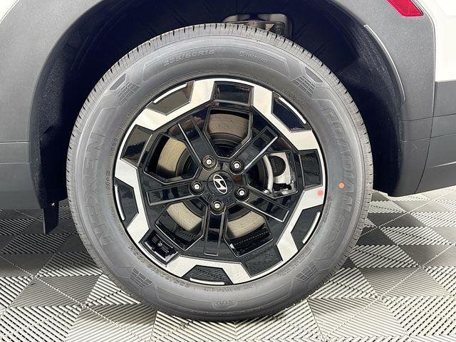 New 2026 White Hyundai SEL FWD image 47