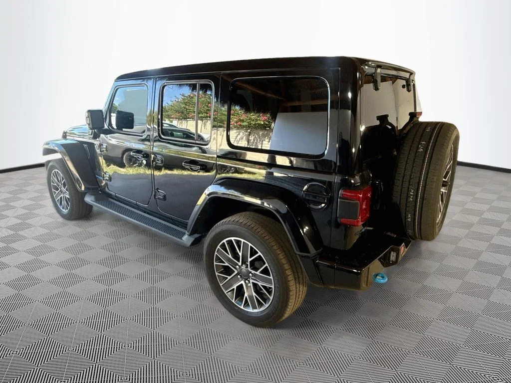 Used 2022 Black Jeep Unlimited Sahara 4xe image 8