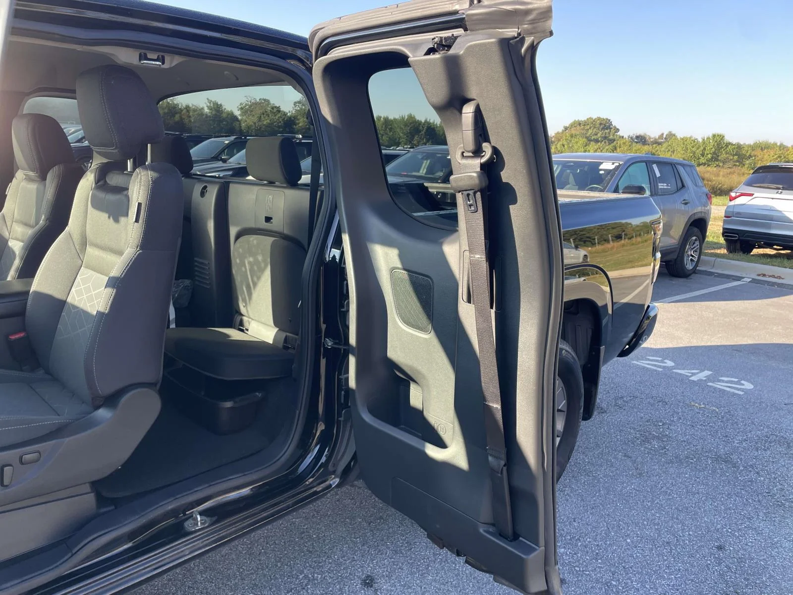 Used 2025 Super Black Nissan SV image 3