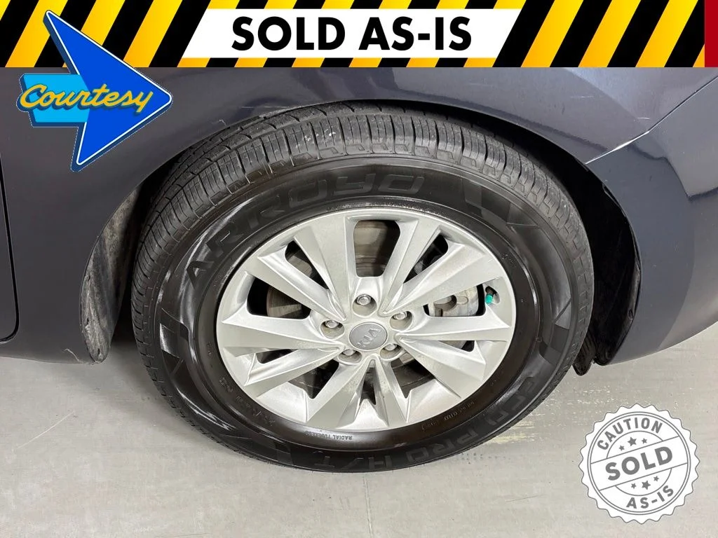 Used 2017 Black Kia LX image 10
