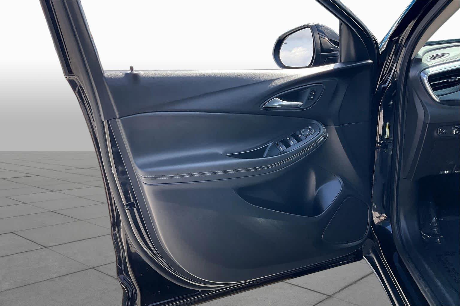 2025 Buick Encore GX Preferred - Photo 20