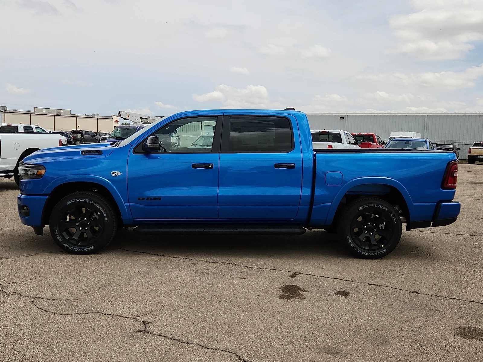 New 2026 Hydro Blue Pearl-Coat  Paint Ram LONE STAR CREW CAB 4X4 5