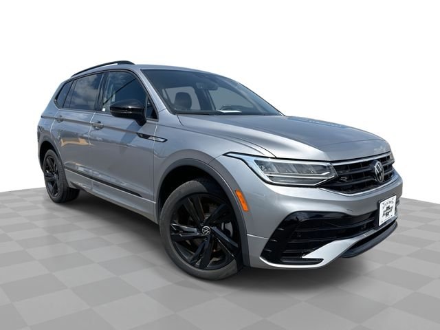 2024 Volkswagen Tiguan 2.0T SE R-Line Black 4Motion's photo
